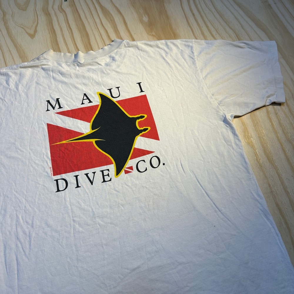 Crazy Shirts Men's Maui Dive Co. Hawaii Stingray White Vintage Tee Size XL